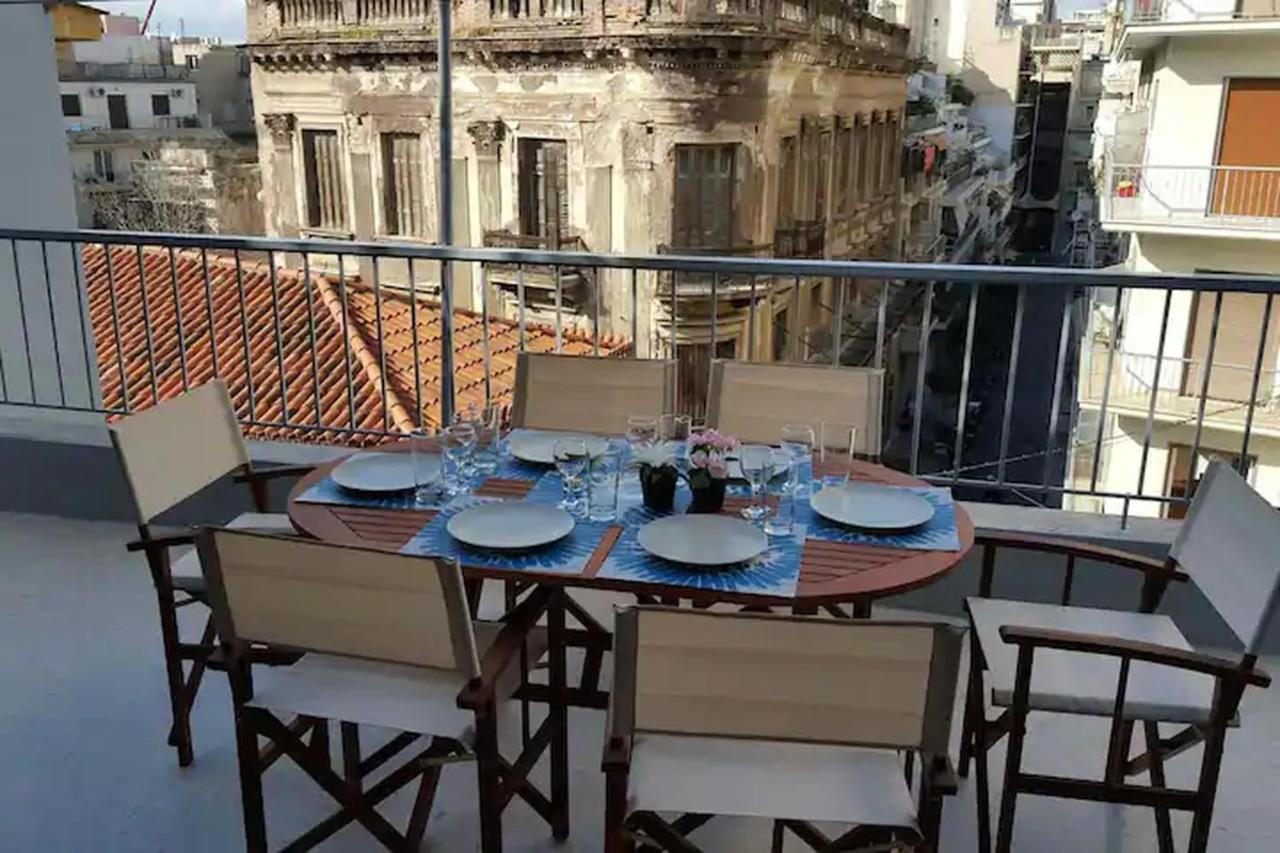 2Bdr Boutique Full Apt In Plaka Athens Ngoại thất bức ảnh